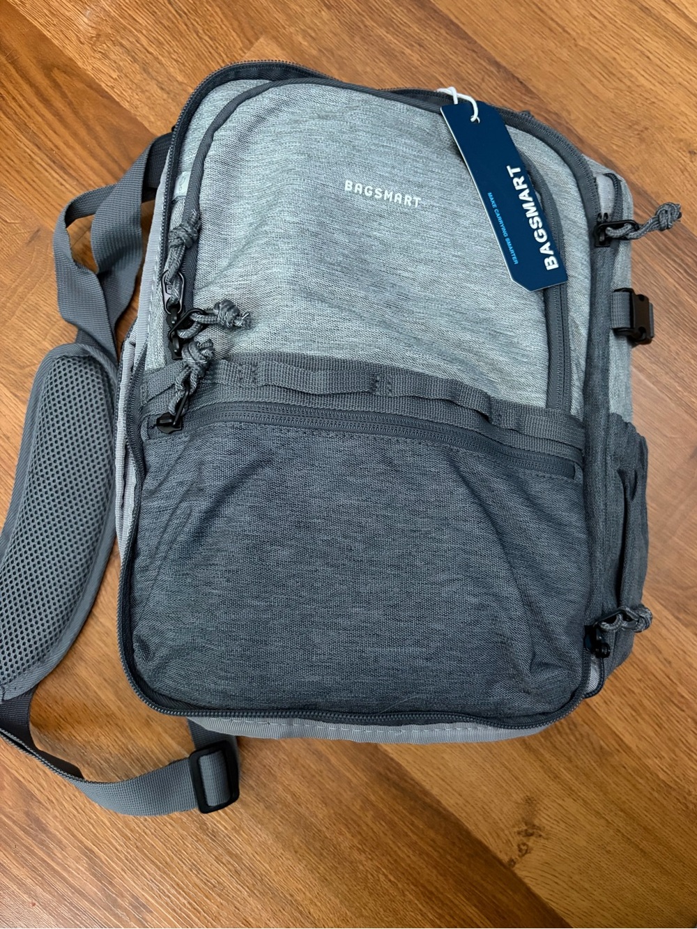 BAGSMART NWT Camera Backpack Photography Bag w/ Crossbody Strap gray